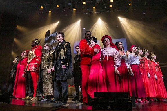 &mcy;&yucy;&zcy;&icy;&kcy;&lcy; "&Rcy;&ocy;&mcy;&iecy;&ocy; &icy; &Dcy;&zhcy;&ucy;&lcy;&softcy;&iecy;&tcy;&tcy;&acy;"
