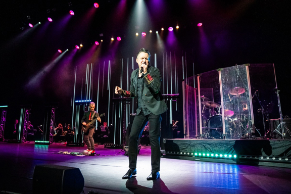 Легендарные хиты Depeche Mode «Enjoy The Symphony» Show с оркестром