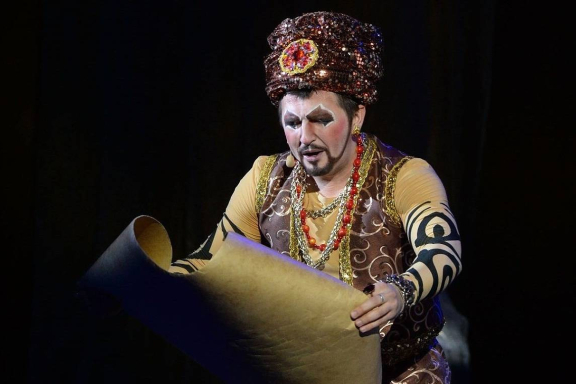 &Acy;&lcy;&acy;&dcy;&dcy;&icy;&ncy;