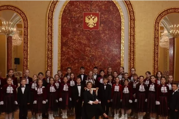 "&Scy;&icy;&mcy;&fcy;&ocy;&ncy;&icy;&yacy; &dcy;&iecy;&tcy;&scy;&tcy;&vcy;&acy;"&period; &Dcy;&iecy;&tcy;&scy;&kcy;&icy;&jcy; &khcy;&ocy;&rcy; "&Ncy;&ocy;&vcy;&ycy;&iecy; &icy;&mcy;&iecy;&ncy;&acy;" &icy; &Ocy;&Gcy;&Scy;&Ocy;