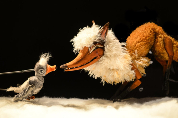 Новогоднее представление и спектакль Серая шейка