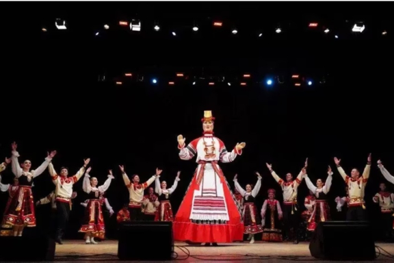 &Acy;&ncy;&scy;&acy;&mcy;&bcy;&lcy;&softcy; &pcy;&iecy;&scy;&ncy;&icy; &icy; &tcy;&acy;&ncy;&tscy;&acy; &laquo;&Bcy;&iecy;&lcy;&ocy;&gcy;&ocy;&rcy;&softcy;&iecy;&raquo;&period; &laquo;&Bcy;&iecy;&lcy;&gcy;&ocy;&rcy;&ocy;&dcy;&scy;&kcy;&icy;&iecy; &kcy;&acy;&rcy;&acy;&gcy;&ocy;&dcy;&ycy;&raquo;