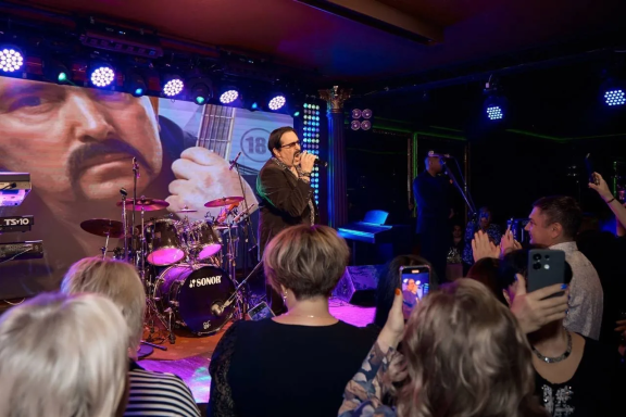 &Vcy;&lcy;&acy;&dcy;&icy;&mcy;&icy;&rcy; &ZHcy;&dcy;&acy;&mcy;&icy;&rcy;&ocy;&vcy;