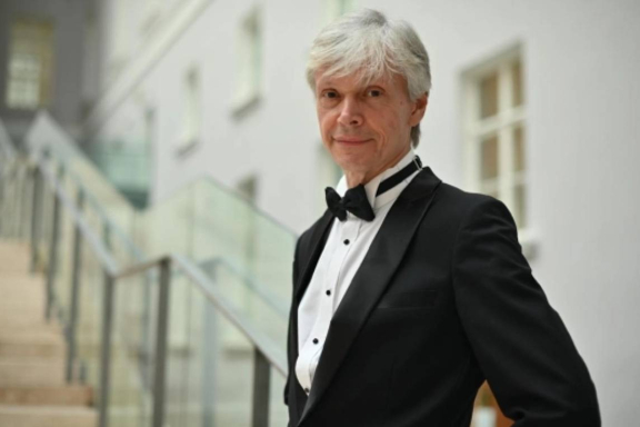 &Scy;&ocy;&lcy;&softcy;&ncy;&ycy;&jcy; &kcy;&ocy;&ncy;&tscy;&iecy;&rcy;&tcy; &Acy;&ncy;&dcy;&rcy;&iecy;&yacy; &Pcy;&icy;&scy;&acy;&rcy;&iecy;&vcy;&acy; &lpar;&fcy;&ocy;&rcy;&tcy;&iecy;&pcy;&icy;&acy;&ncy;&ocy;&rpar;