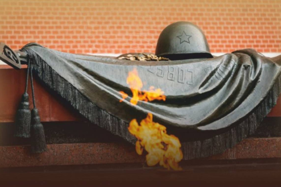 "&Dcy;&ocy;&rcy;&ocy;&gcy;&acy;&mcy;&icy; &vcy;&ocy;&jcy;&ncy;&ycy;"&comma; &acy;&ncy;&scy;&acy;&mcy;&bcy;&lcy;&softcy; "&Dcy;&icy;&vcy;&iecy;&rcy;&tcy;&icy;&scy;&mcy;&iecy;&ncy;&tcy;"