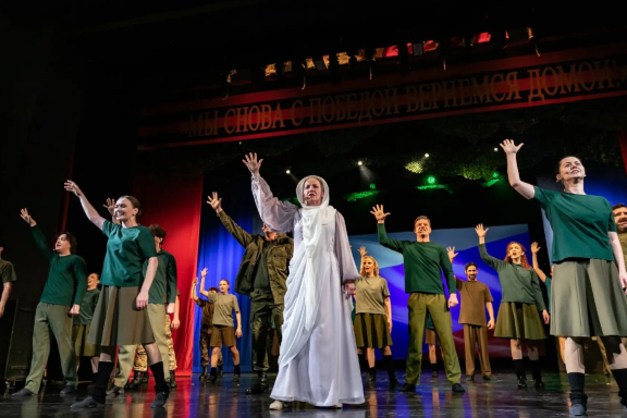 "&Mcy;&ycy; &scy;&ncy;&ocy;&vcy;&acy; &scy; &Pcy;&ocy;&bcy;&iecy;&dcy;&ocy;&jcy; &vcy;&iecy;&rcy;&ncy;&iecy;&mcy;&scy;&yacy; &dcy;&ocy;&mcy;&ocy;&jcy;&excl;"