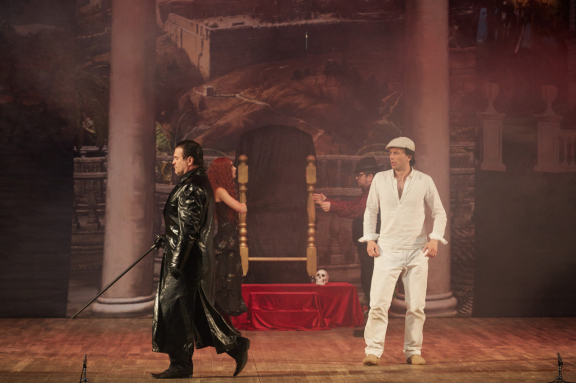 Спектакль "Мастер и Маргарита"