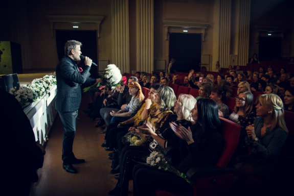 &Ecy;&dcy;&ucy;&acy;&rcy;&dcy; &Icy;&zcy;&mcy;&iecy;&scy;&tcy;&softcy;&iecy;&vcy;